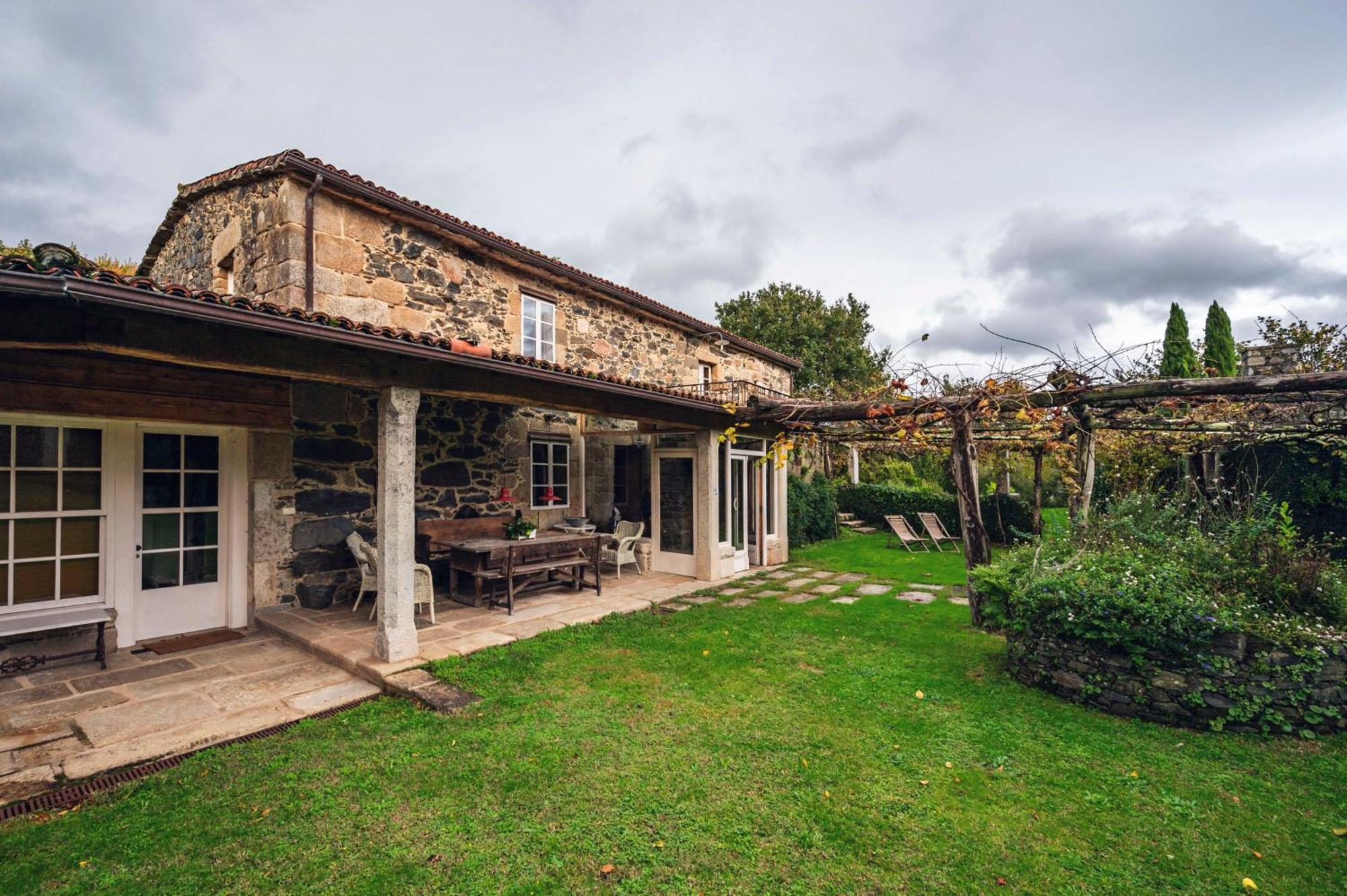 La Casita De Oza * A Coruna